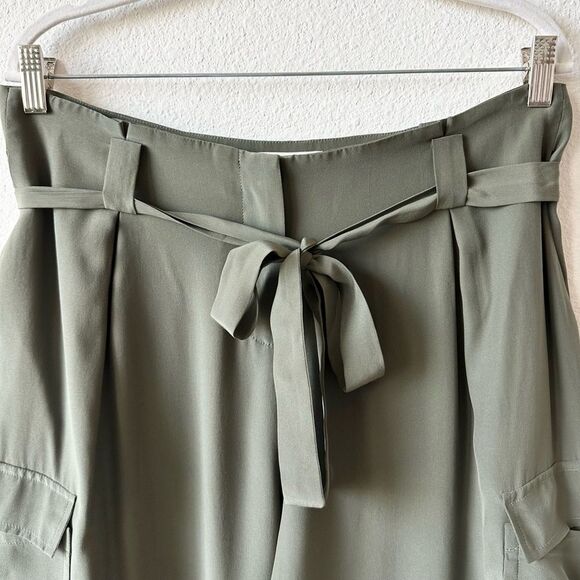 L'AGENCE Roxy Paperbag Cargo Pant in Army Green Size 8 - Picture 5 of 10